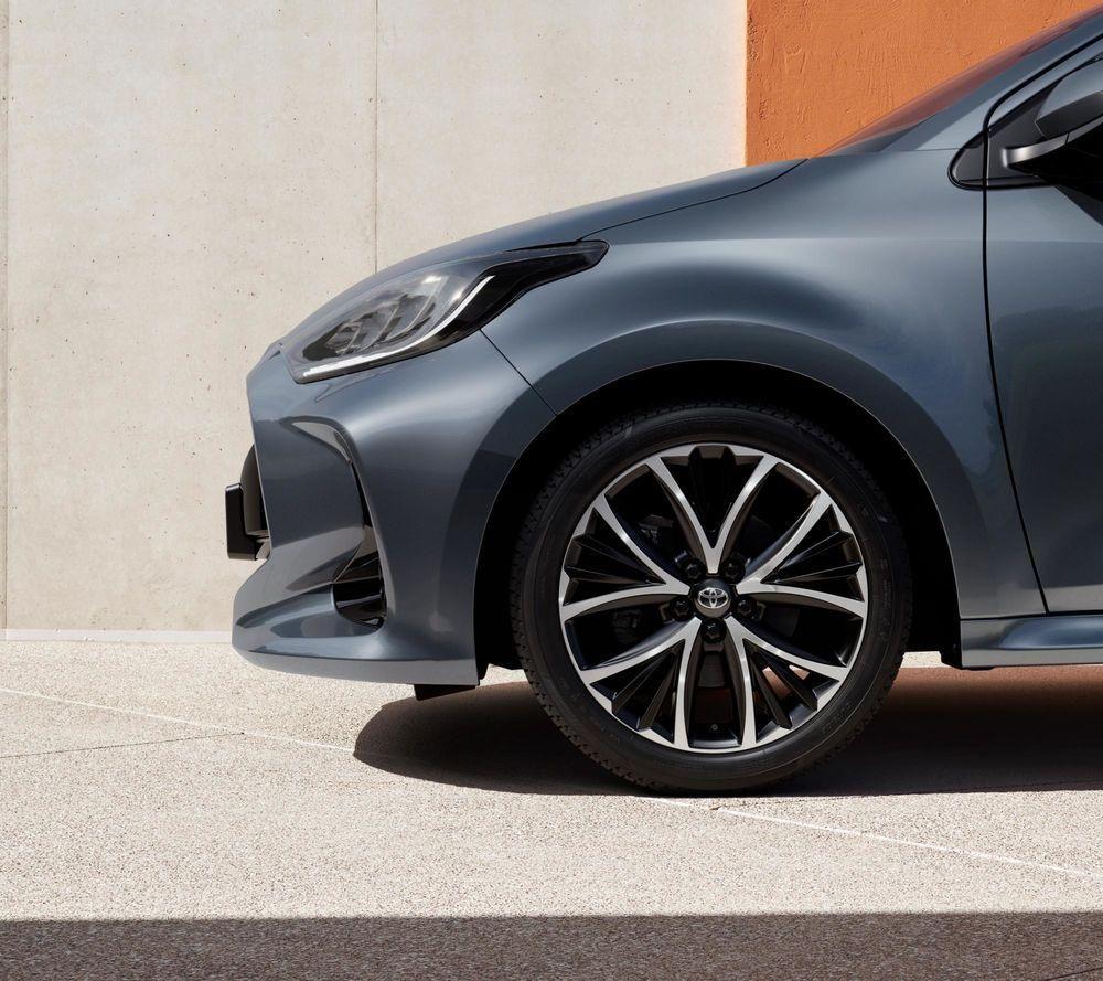 Toyota Yaris - Photo 3